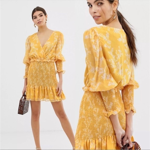 KEEPSAKE the Label Dresses & Skirts - KEEPSAKE Embrace Mini Dress Golden Floral Size Small